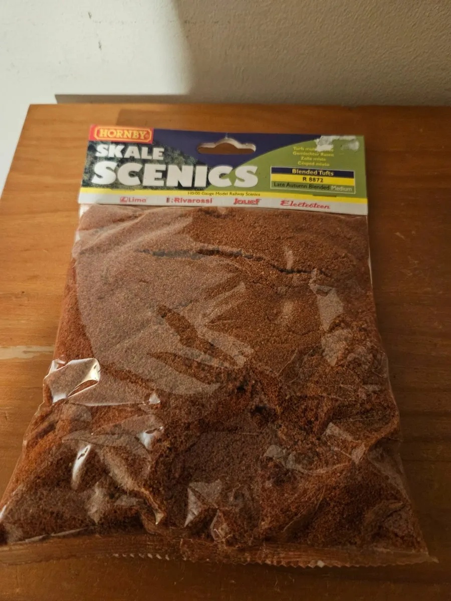 Hornby Scenics - Image 1