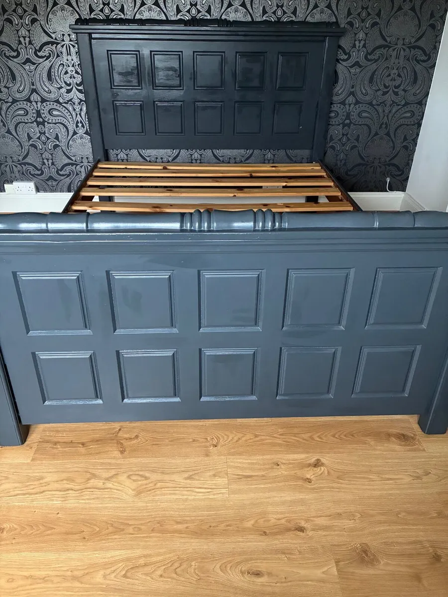 Kingsize bedframe - Dun Laoghaire - Image 1
