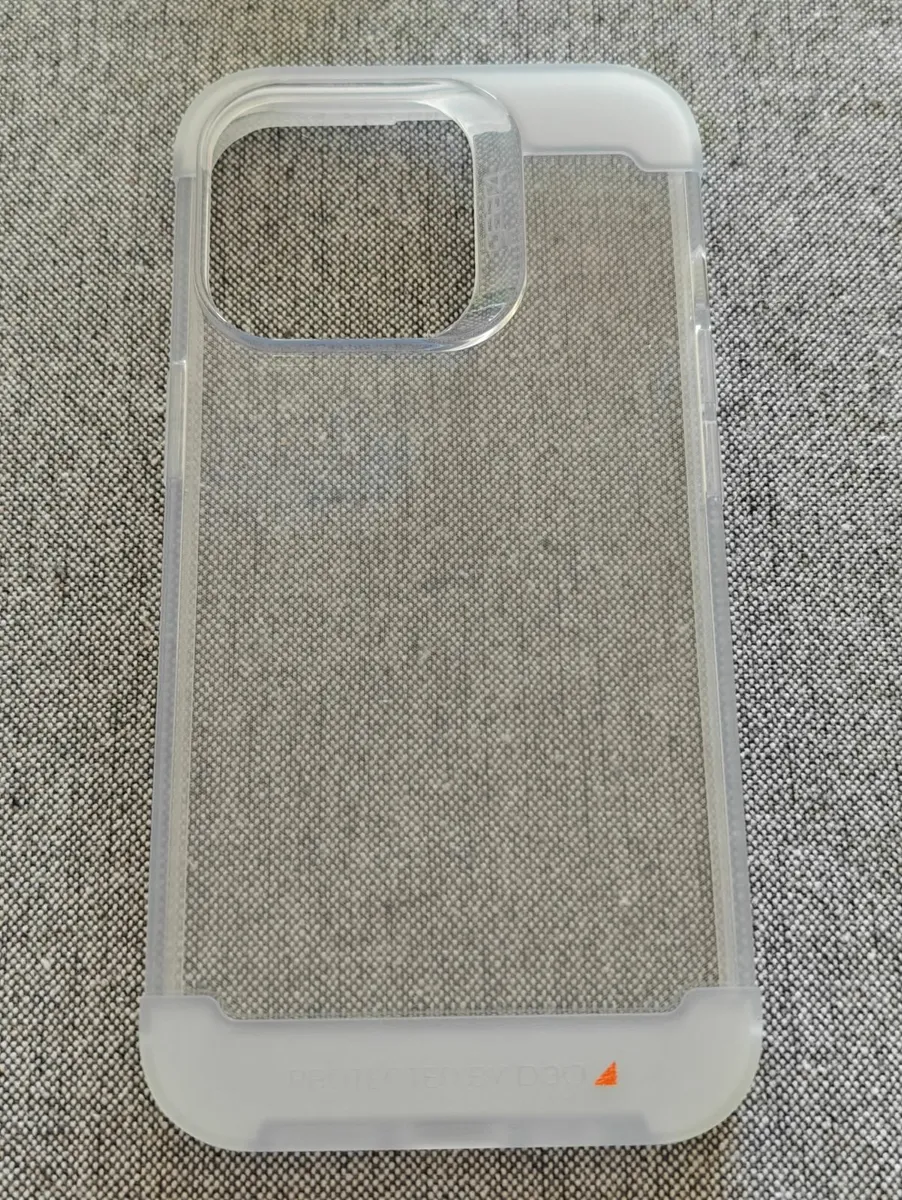 ZAGG Gear4 Havana Clear Case – iPhone 13 Pro - Image 4