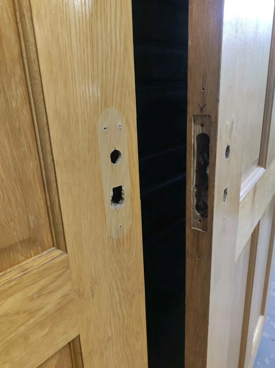 Solid oak double doors set🚚 - Image 4