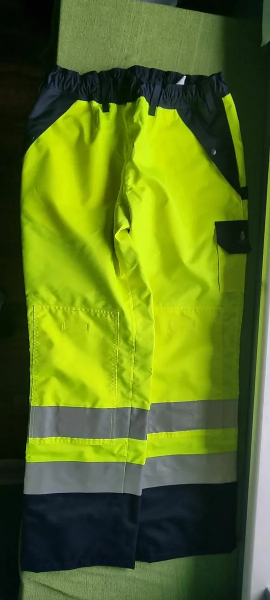 Mascot Hi- Vis trousers rainproof - Image 1
