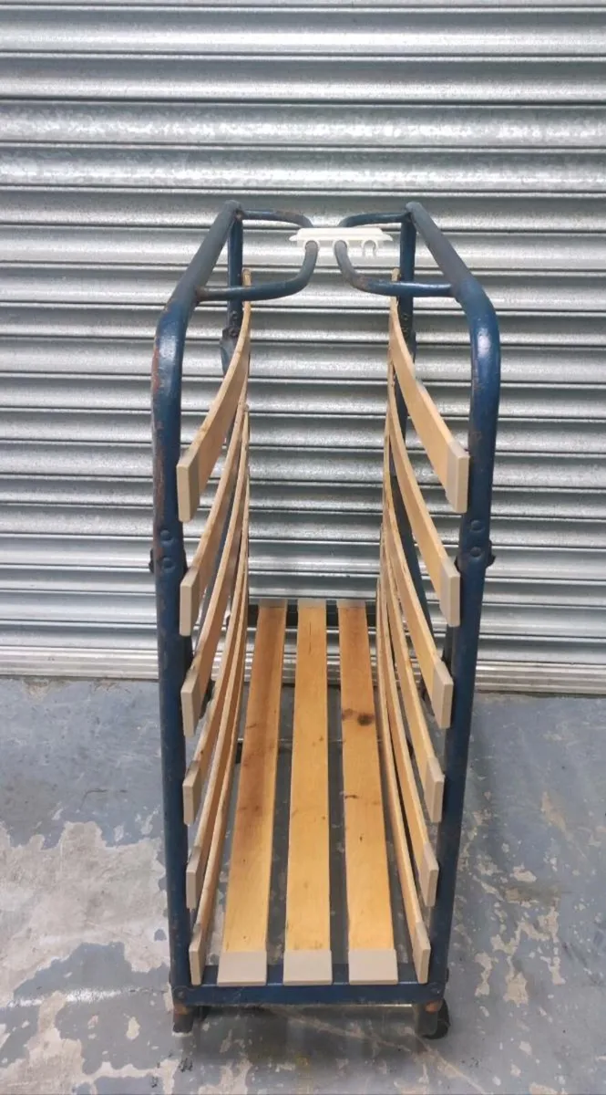 Camping bed & 3ft Single bed - Image 1