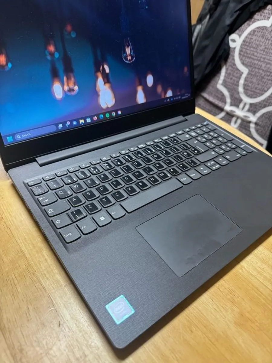 Lenovo Laptop 8GB RAM, 480GB SSD, 99% Battery Health - Image 2