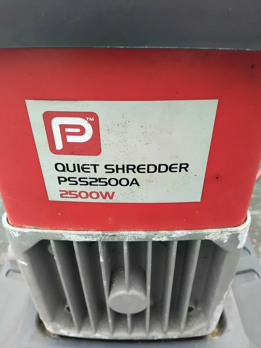 Wood chipper read add priced 40e no offers - Image 2