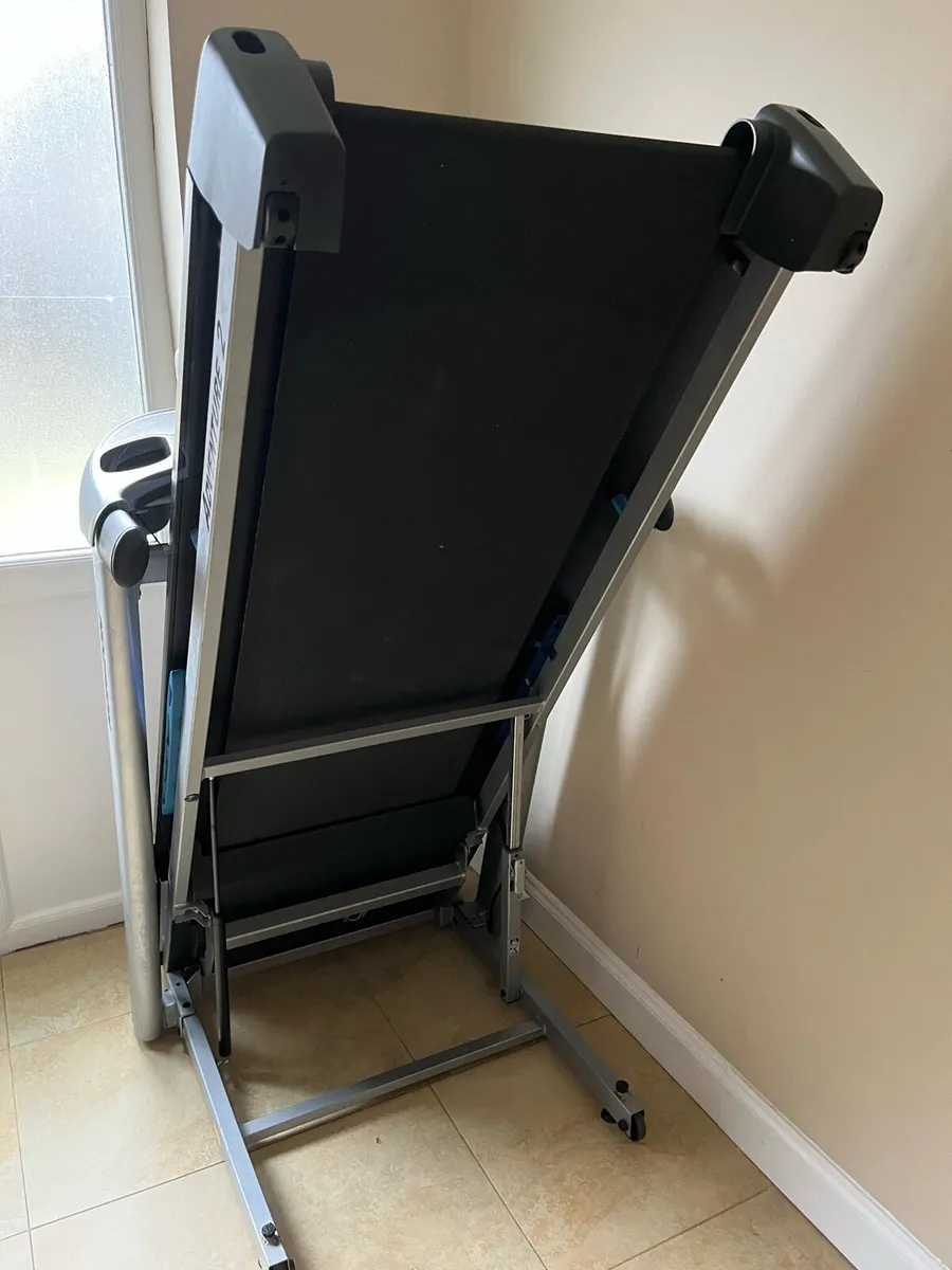 Horizon adventure 2 treadmill - Image 4