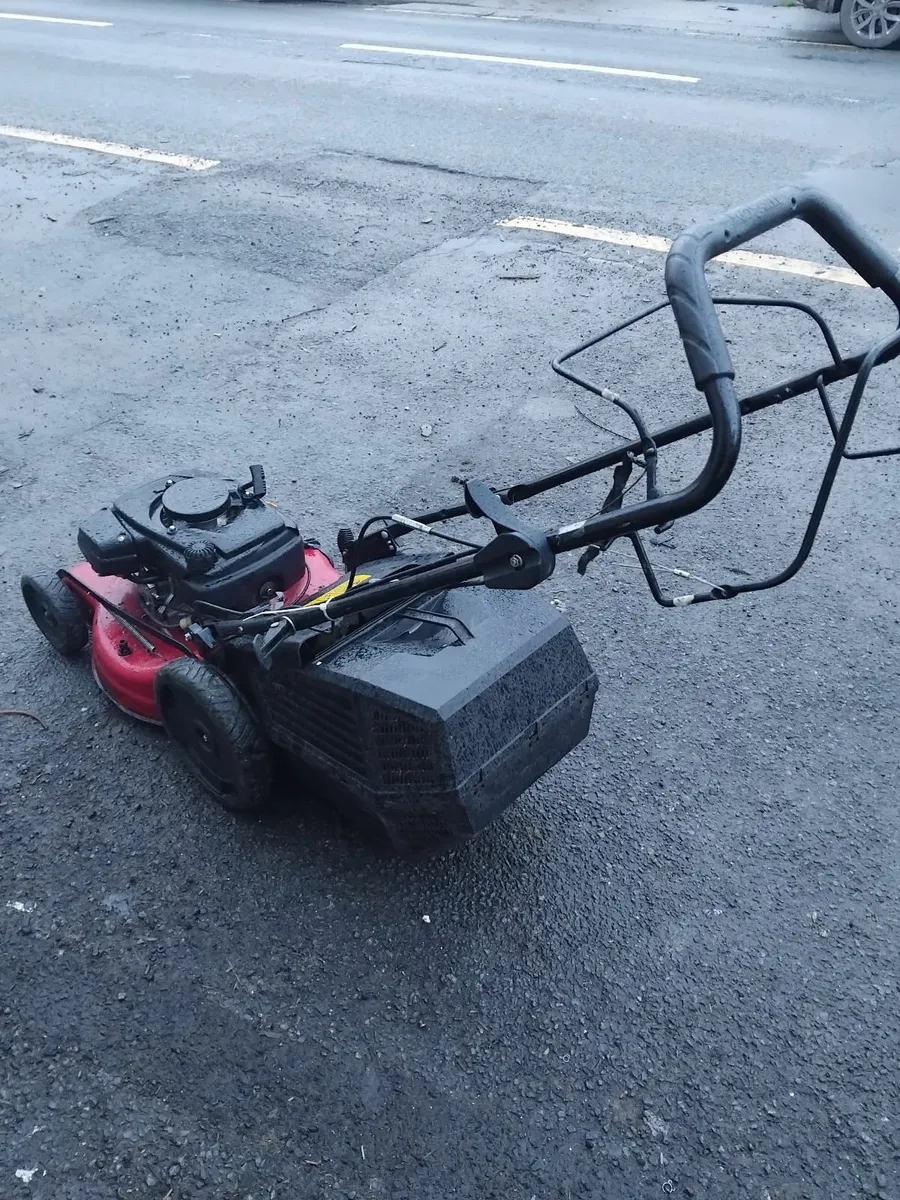 Self-drive lawnmower running very well - Image 2