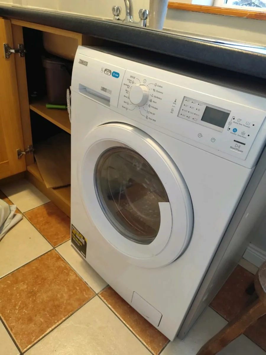 Zanussi washer dryer - Image 4