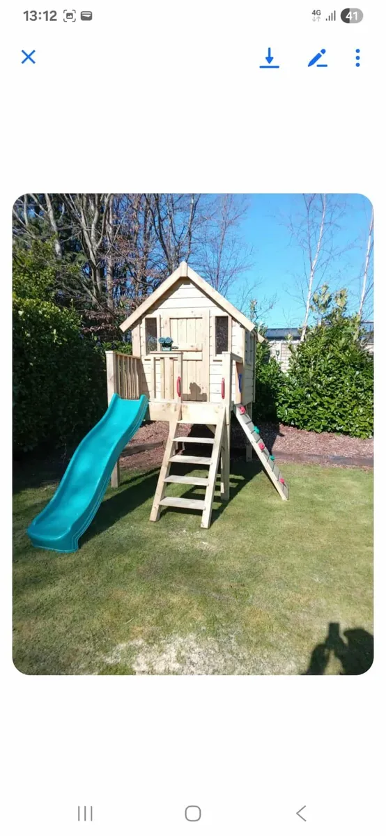 Playhouse with slide - Image 4