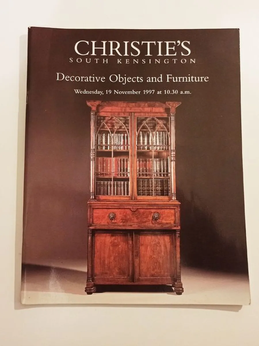 Christie's South Kensington auction sales room catalog "Decorative Objects & Furniture" 19th November  1997 - Image 1