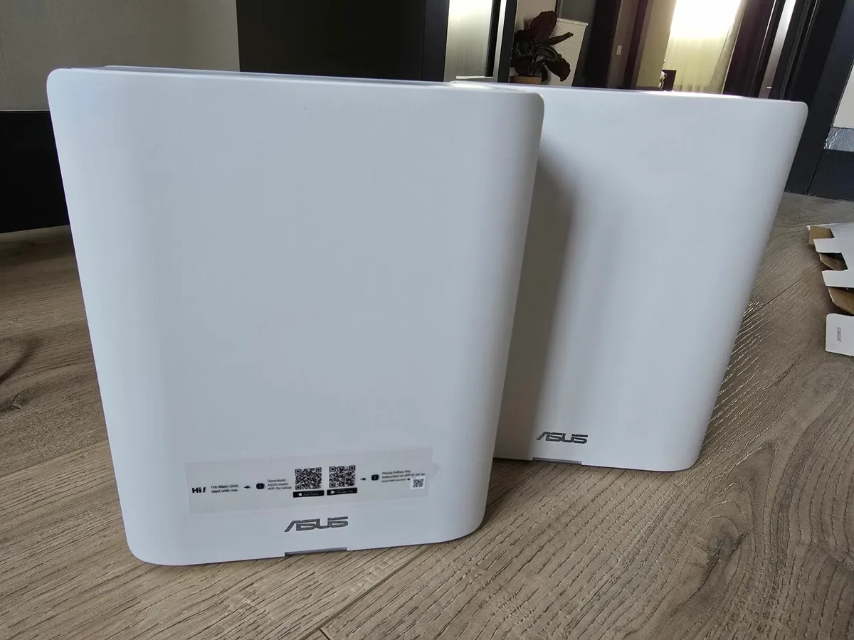 Asus ZenWiFi BQ16 Quad-Band Router - Image 2