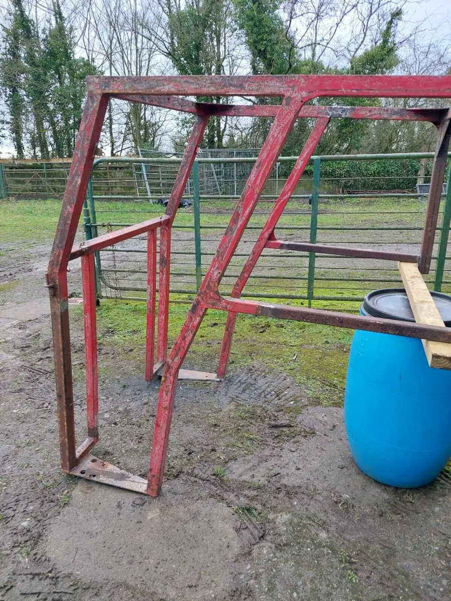 Cab for tractor - Image 1