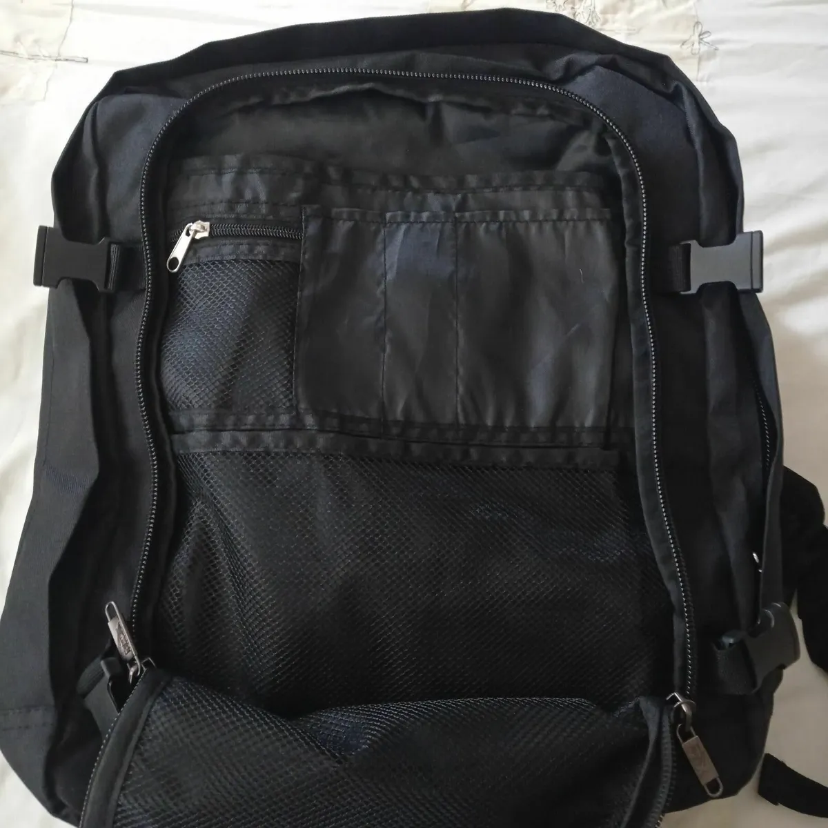 Cabin max 30 litre hand luggage bag NEW - Image 4