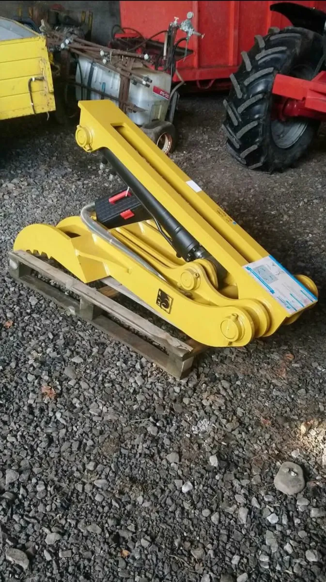 18 - 24 TON EXCAVATOR HYDRAULIC THUMB - Image 4