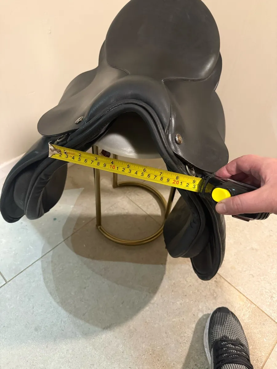 Quality saddles - Image 4