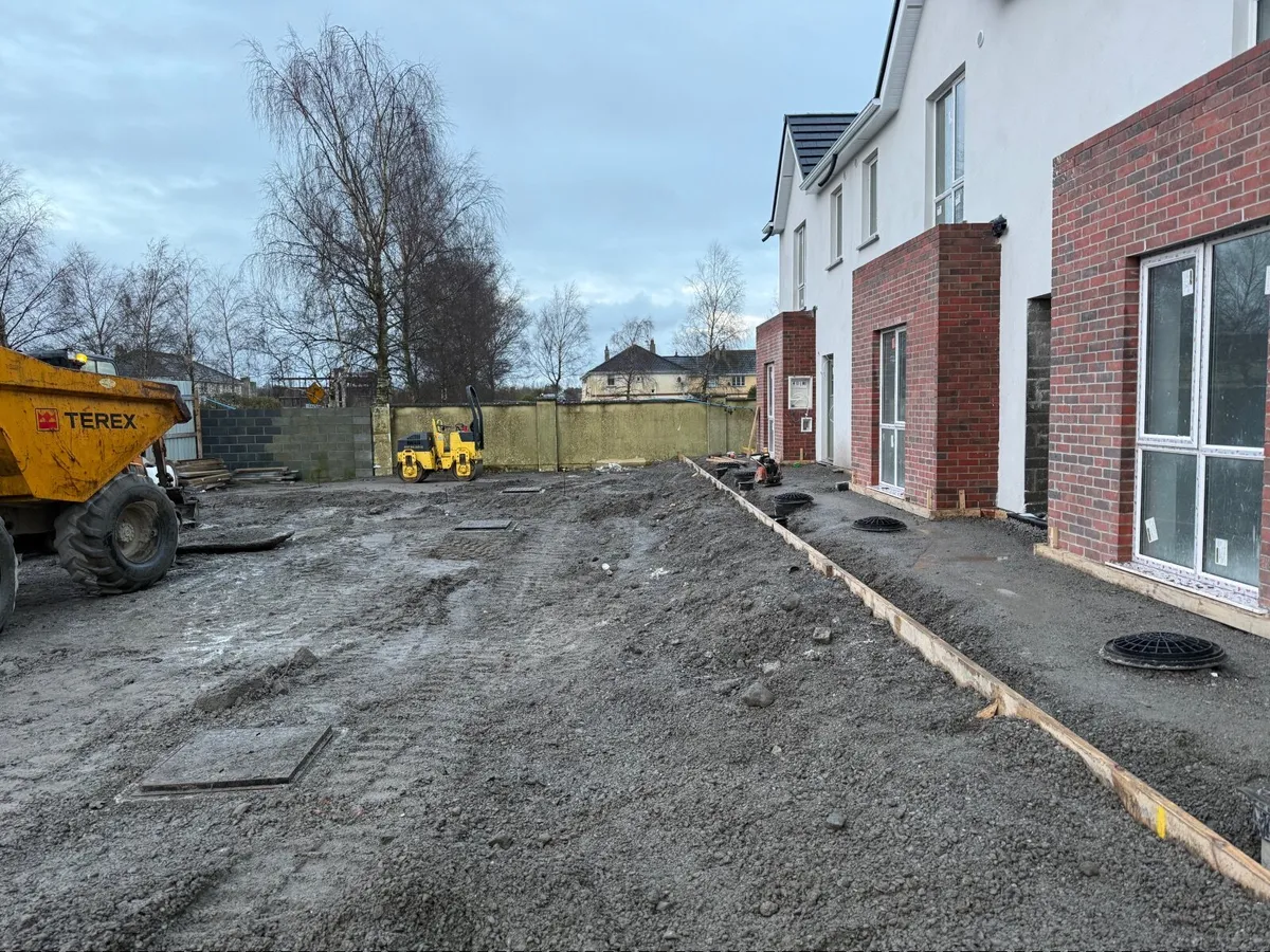 Groundworkers/ excavator operators wanted - Image 2