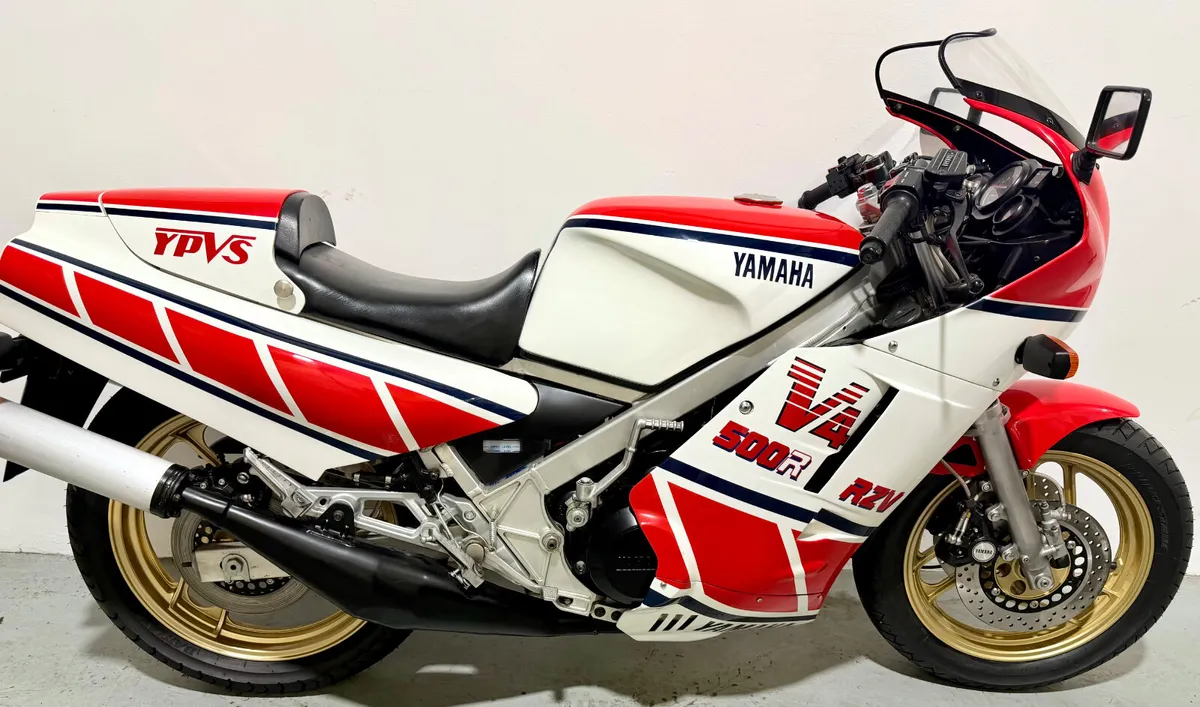 YAMAHA RZV 500 LC 1985 - Image 1