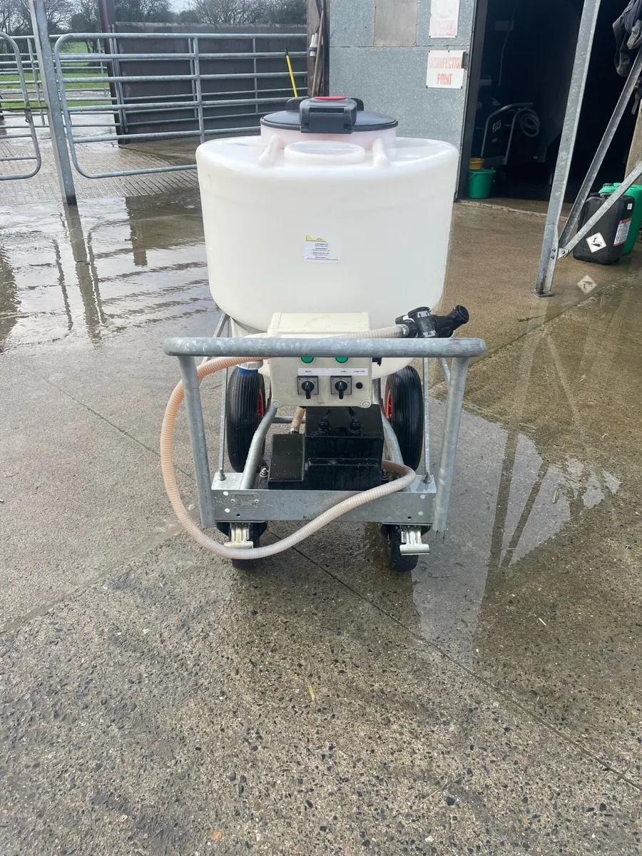 JFC milk kart - Image 1