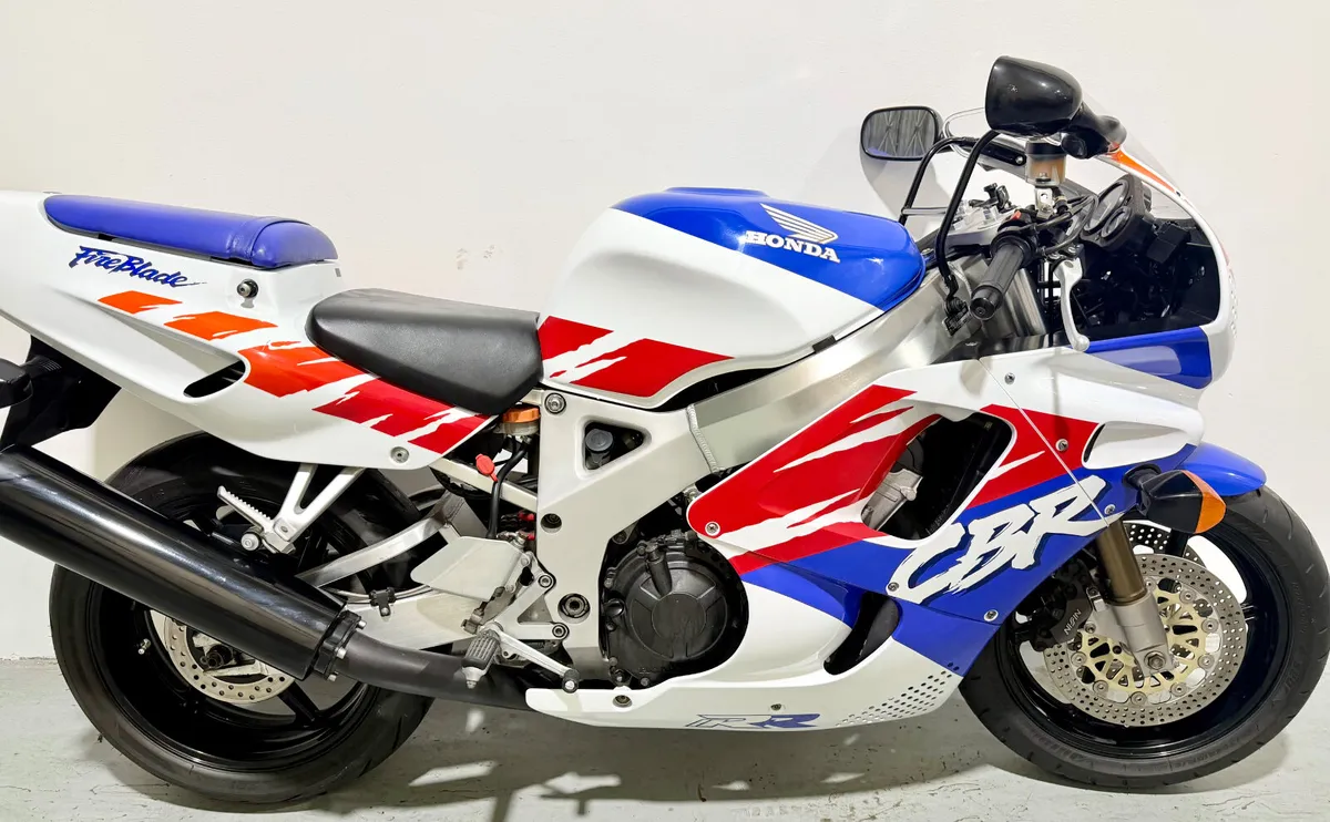 HONDA FIREBLADE RRN 1992 - Image 1