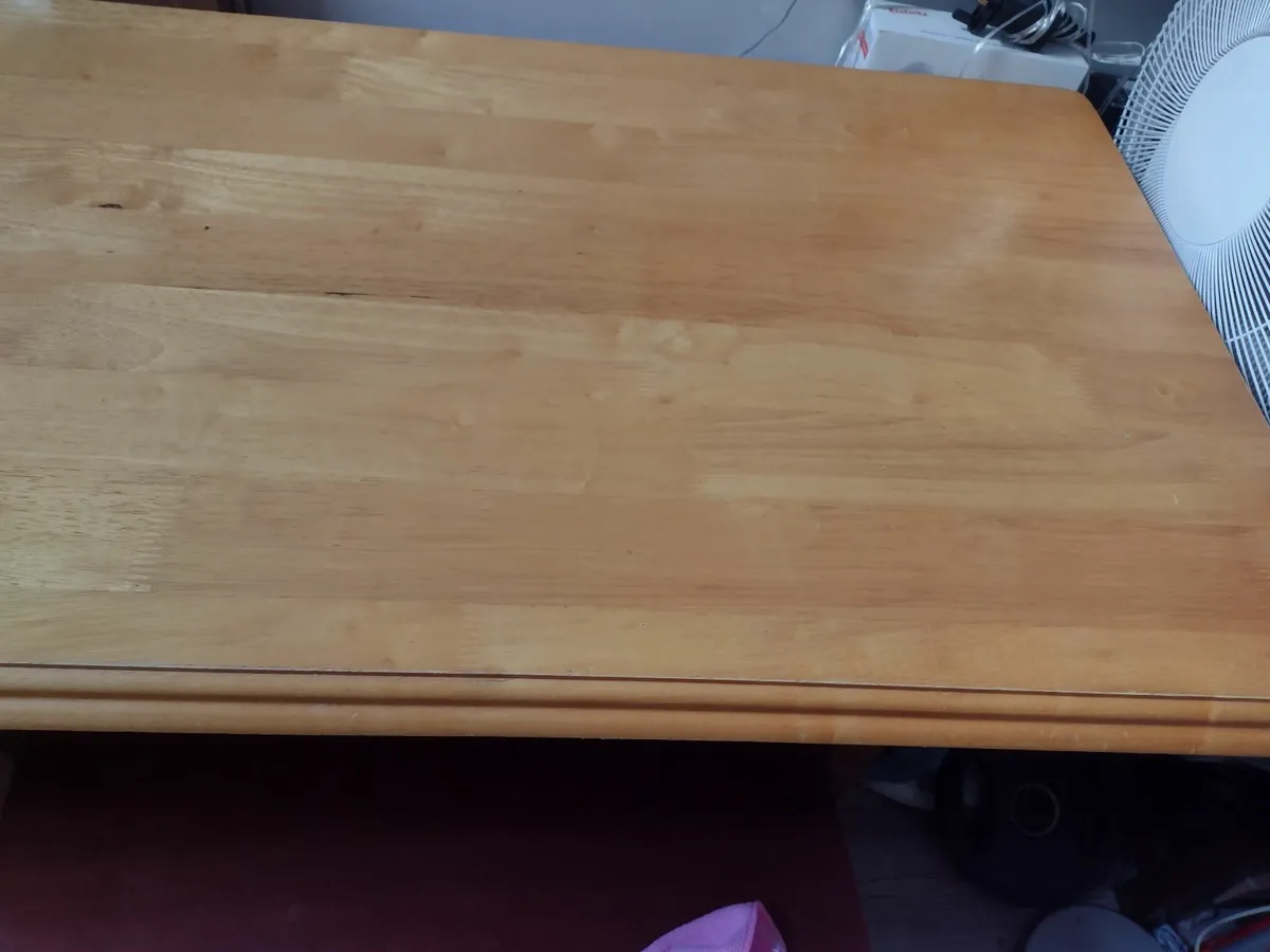 Heavy solid Oak coffee table/table top - Image 2