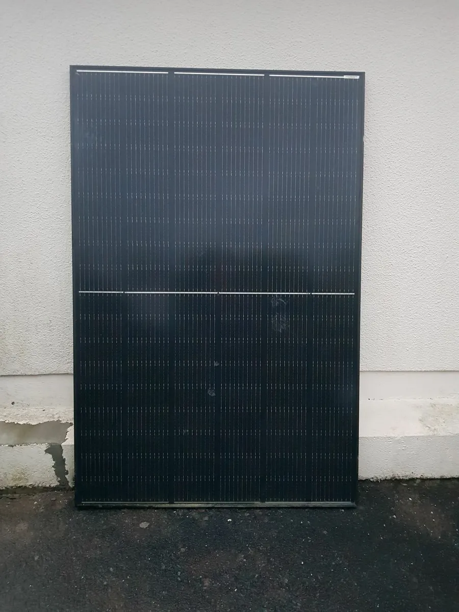 410w solar panels - black - Image 1