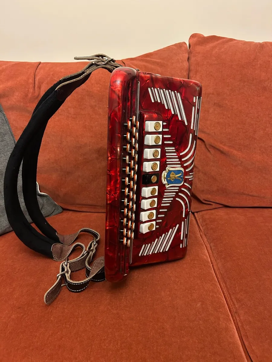 3 Row 1950’s B/C/C# Paolo Soprani accordion - Image 3