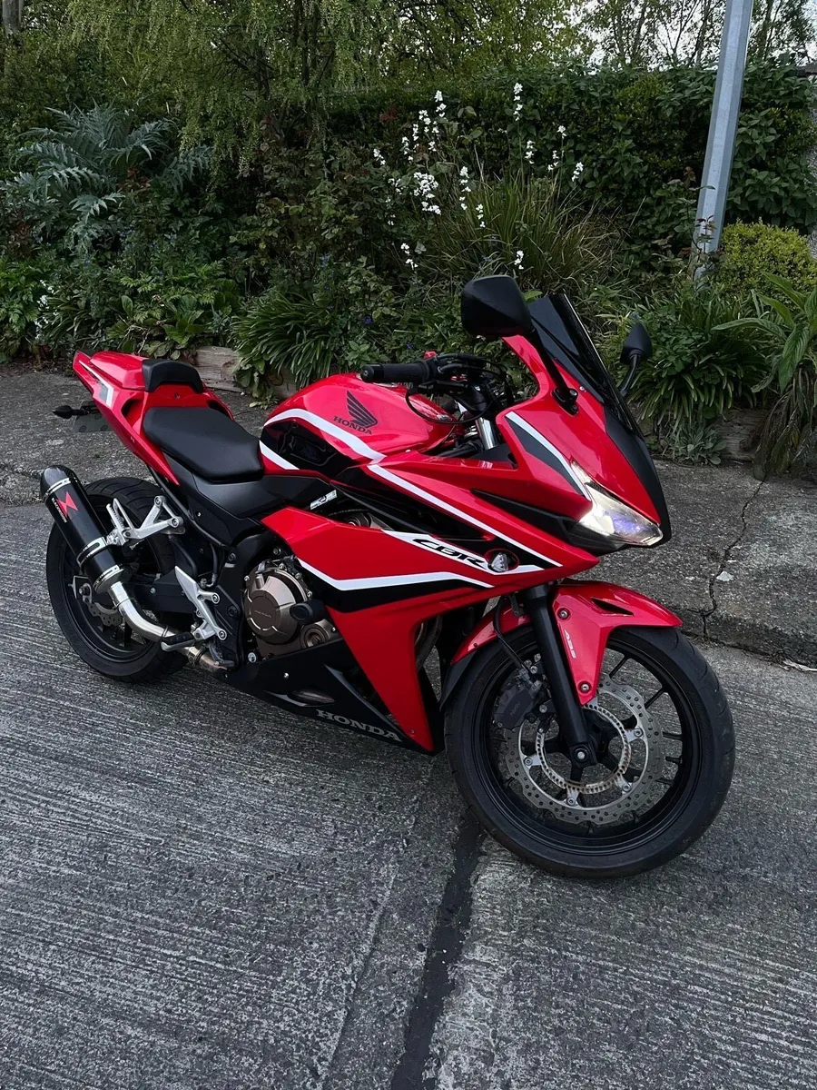 Honda CBR500R - Image 1