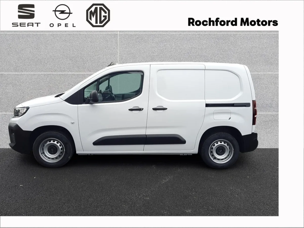 Opel Combo L1H1 Komfort 1.5D 100HP - Image 3