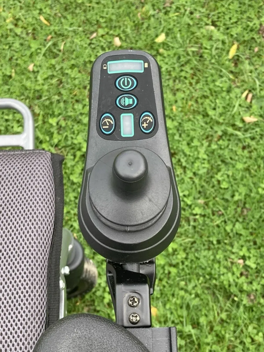 eFOLDi Navigator Power Wheelchair - Image 4