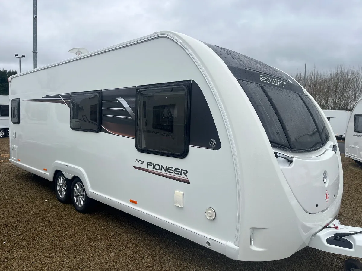 2022 SWIFT ACE PIONEER D/SPECIAL 6/7 BERTH CARAVAN - Image 1