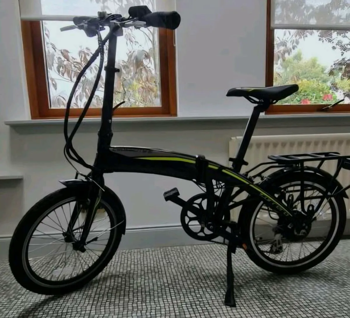 CARRERA CROSSCITY FOLDING BIKE GEARS WORKING PERFE - Image 2