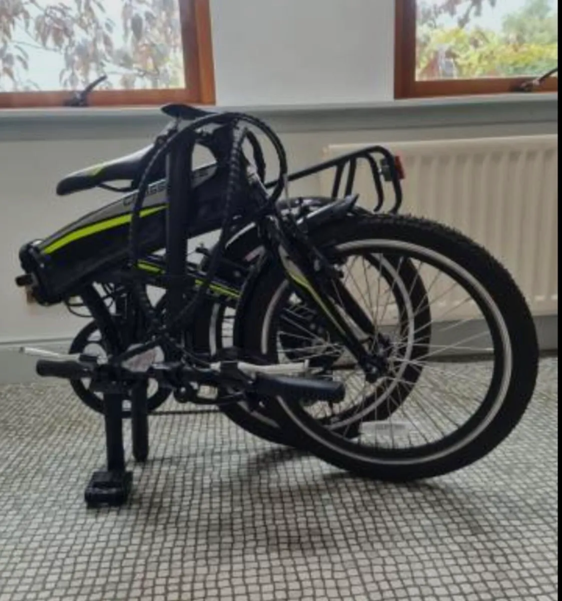 CARRERA CROSSCITY FOLDING BIKE GEARS WORKING PERFE - Image 3