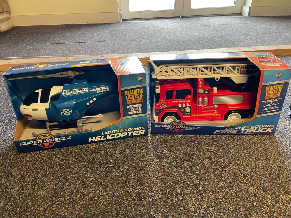 Super Wheelz helicopter and Fire truck