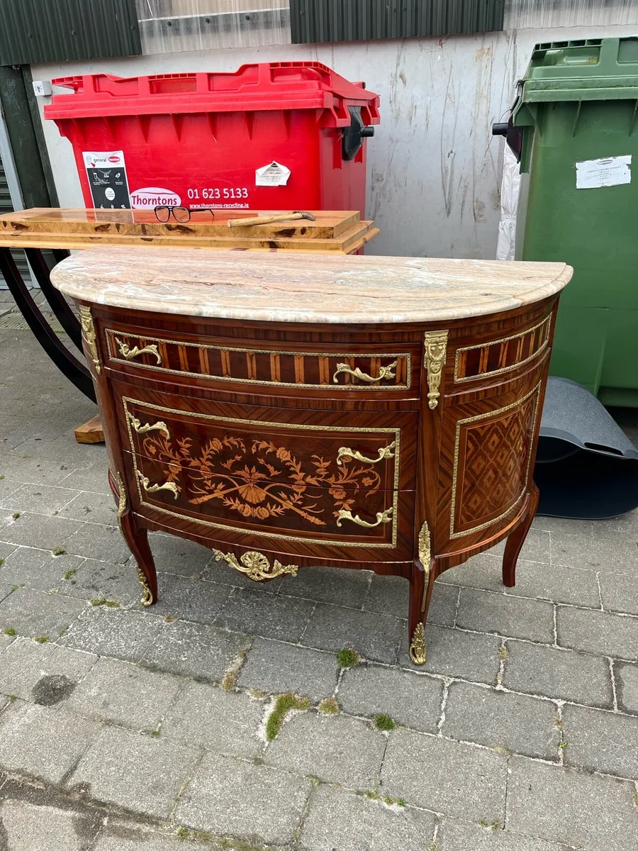 Terence clifford antiques Sale - Image 1