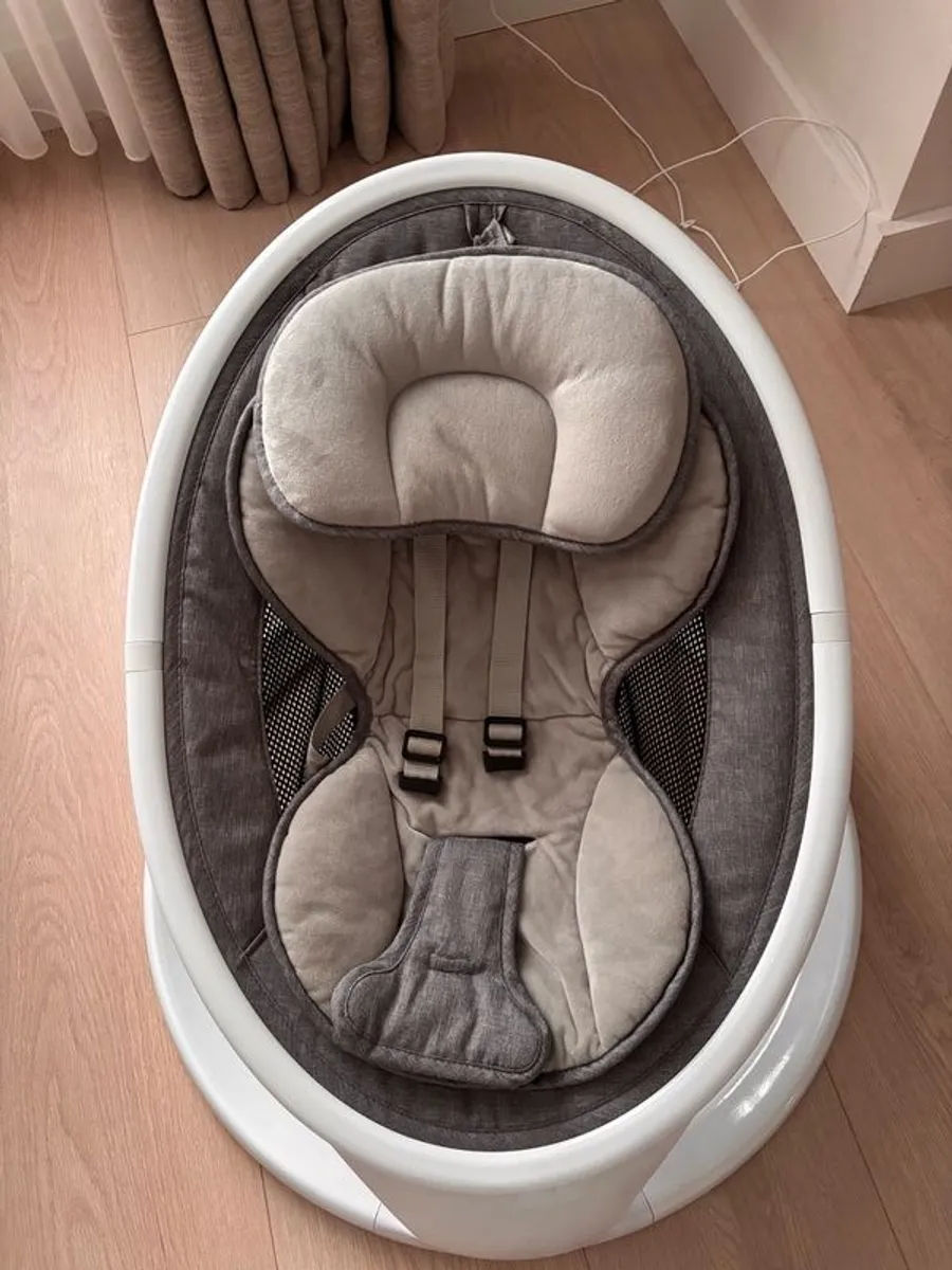 Munchkin Bluetooth Baby Swing Chair and Rocking Seat - Image 1