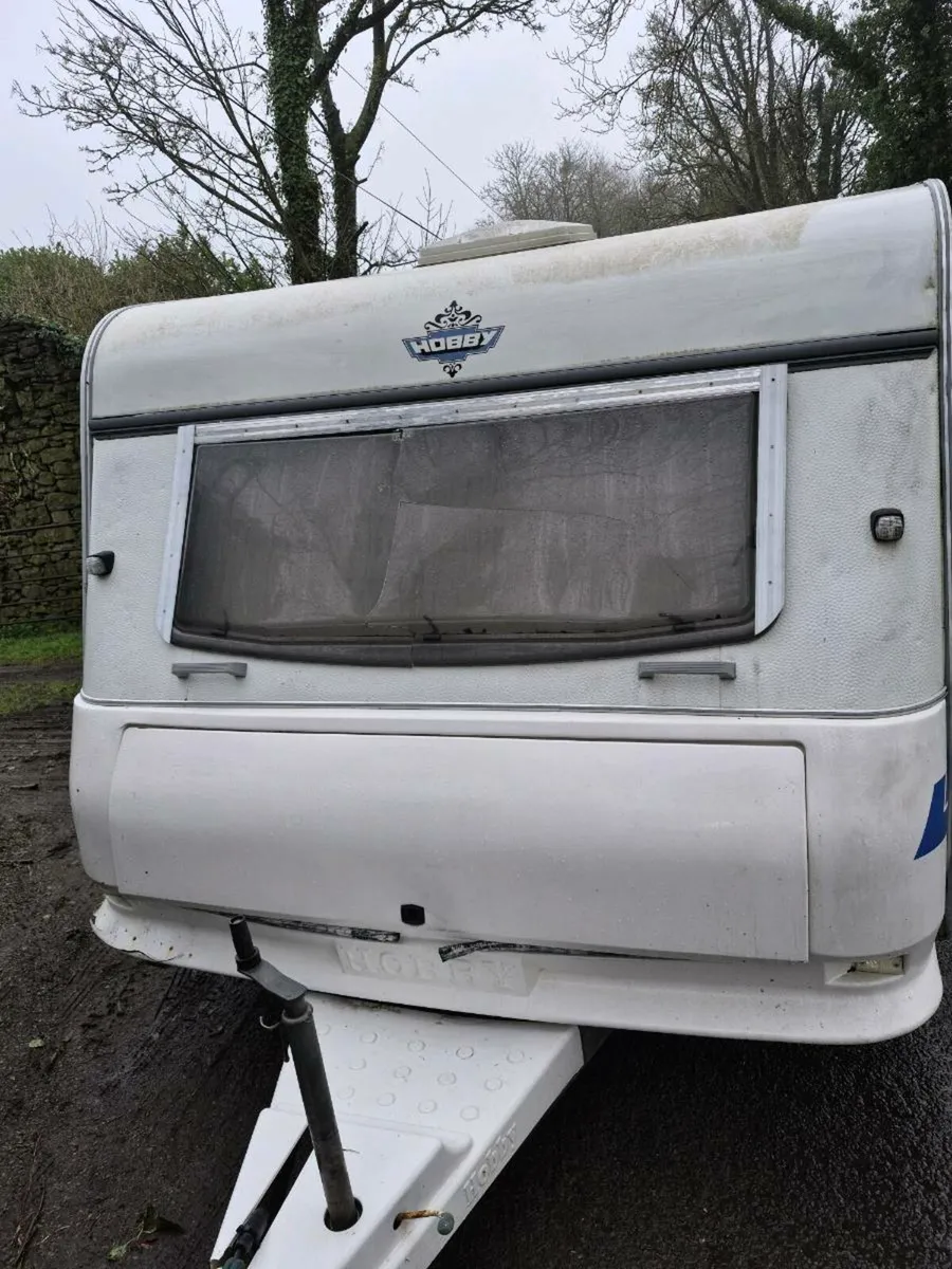 Hobby Caravan *Fixed Bed* - Image 4