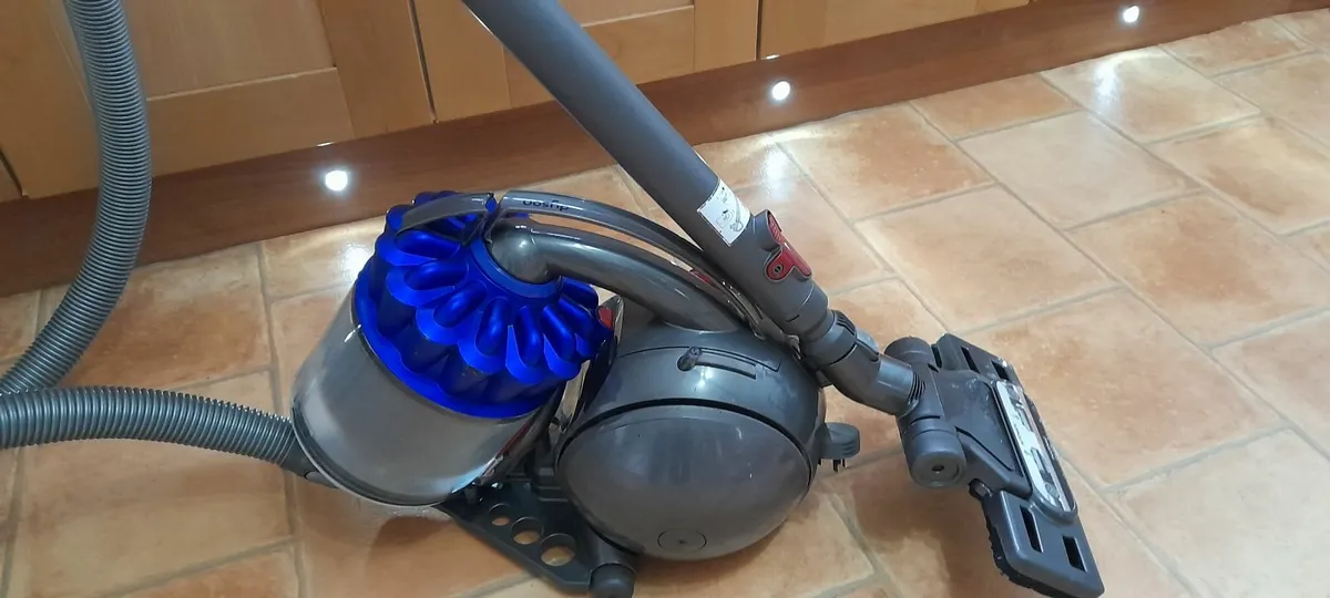 Vacuum/Hoover cleaner - Image 4