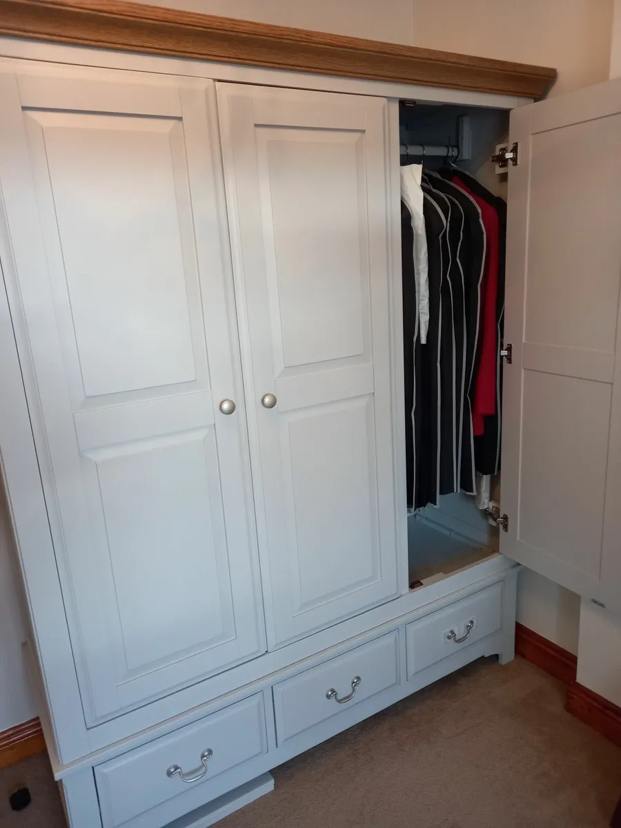 Wardrobe  bedroom - Image 3