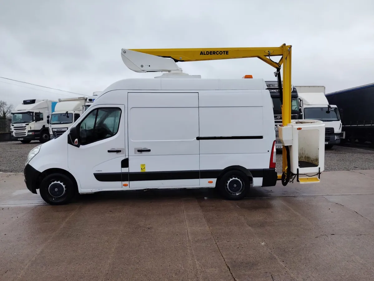 2018 Vauxhall movano 3.5 Cherry Picker 12.5 Meter - Image 4