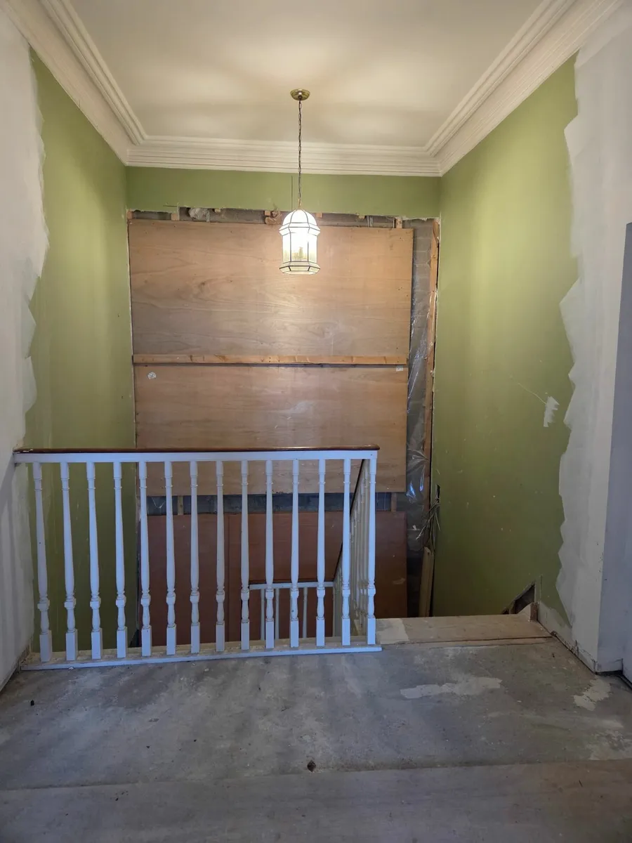 Used Solid Wood Stairs to recycle - Image 3