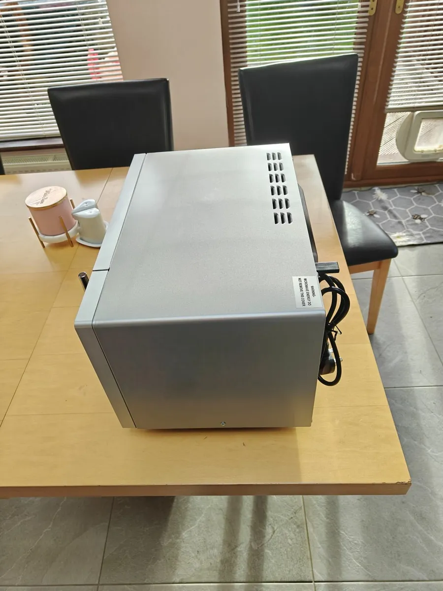 Brand new unused Microwave oven - Image 4