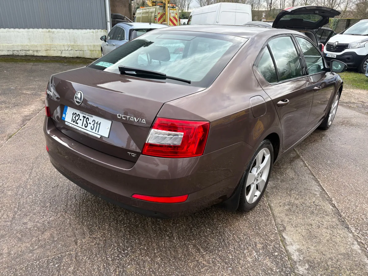 132 Skoda Octavia 1.6tdi - Image 3