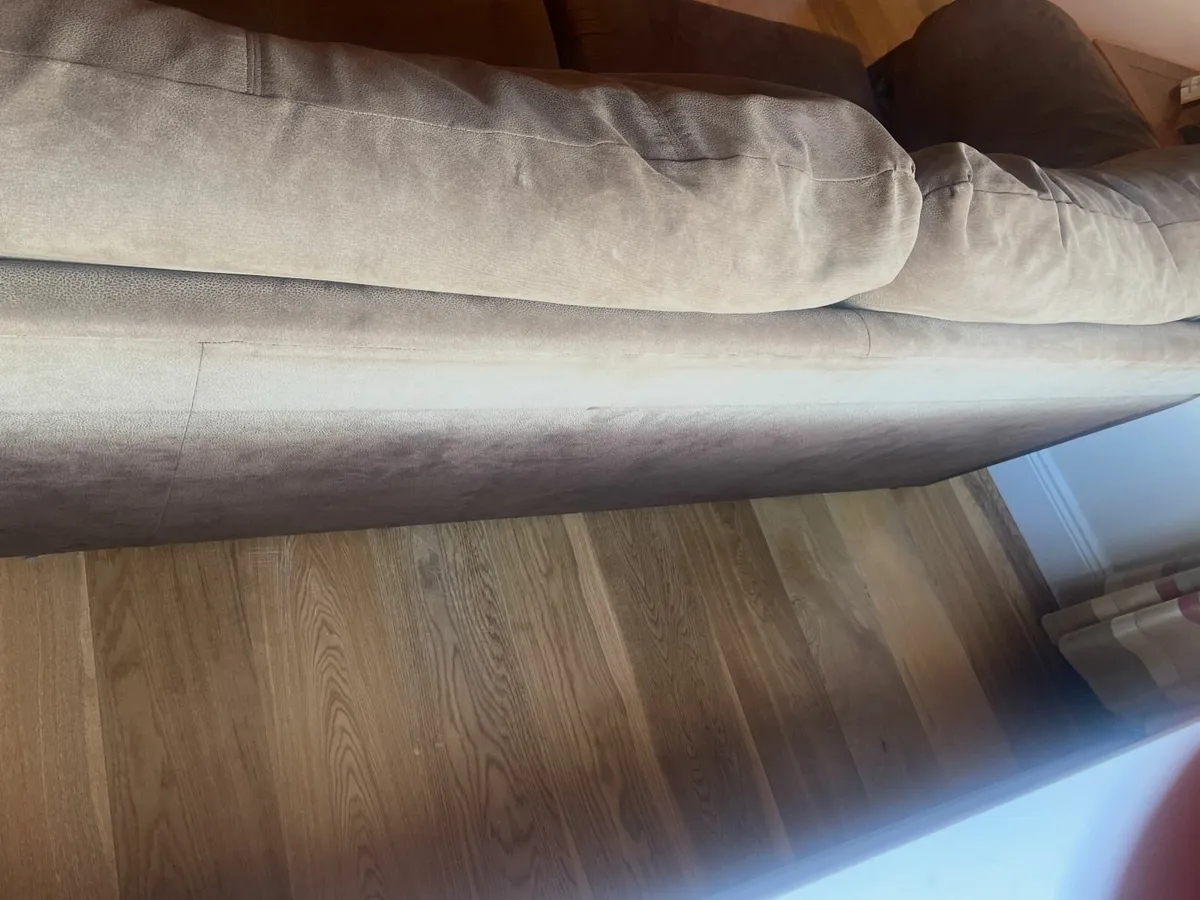 Suede effect Fabric Sofa - Image 4