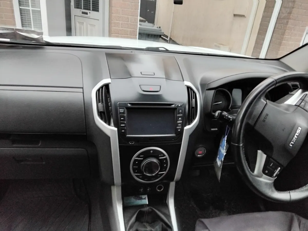 Isuzu D-Max 2019 - Image 4