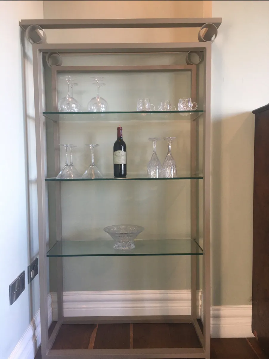 Dining table chairs & furniture - Image 3