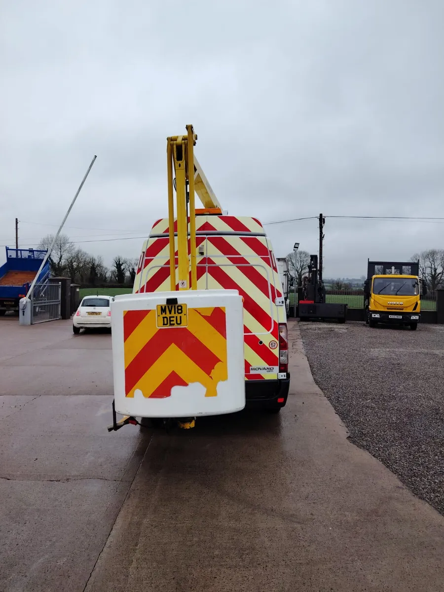 2018 Vauxhall 3.5 ton cherry picker 12.5 meter - Image 2