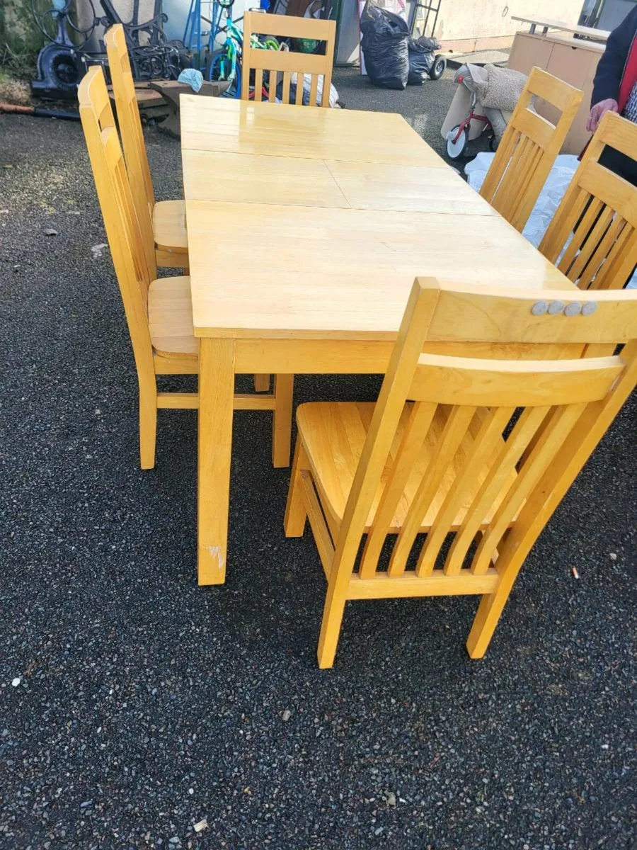 Large table and chairs - Image 1