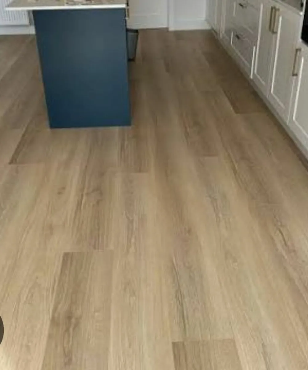 Carpentry tiling .timber laminated tiled floors - Image 1