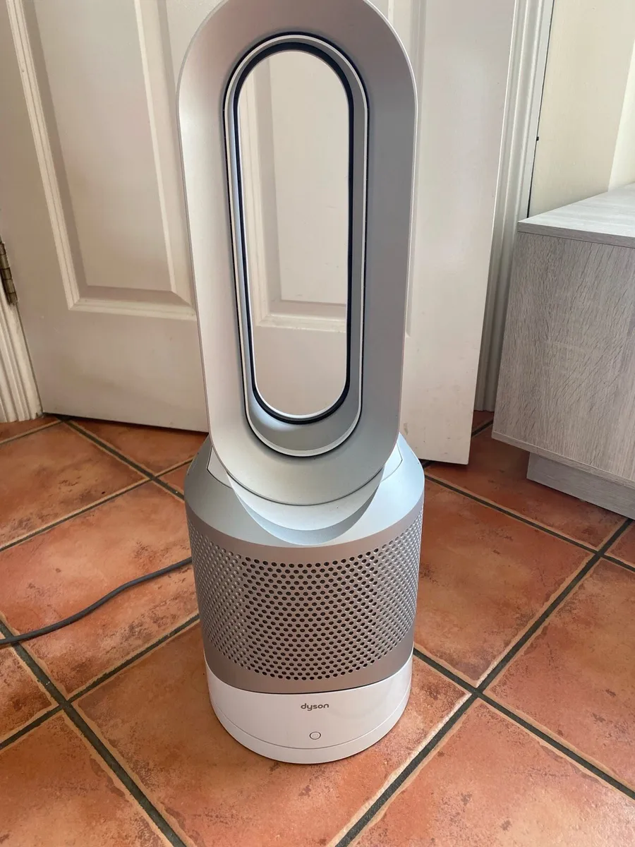 Dyson Hot / Cold fan - Image 1