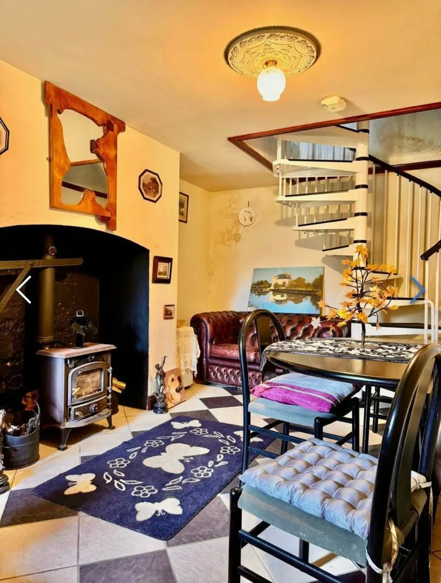 Spiral stairs - Image 4