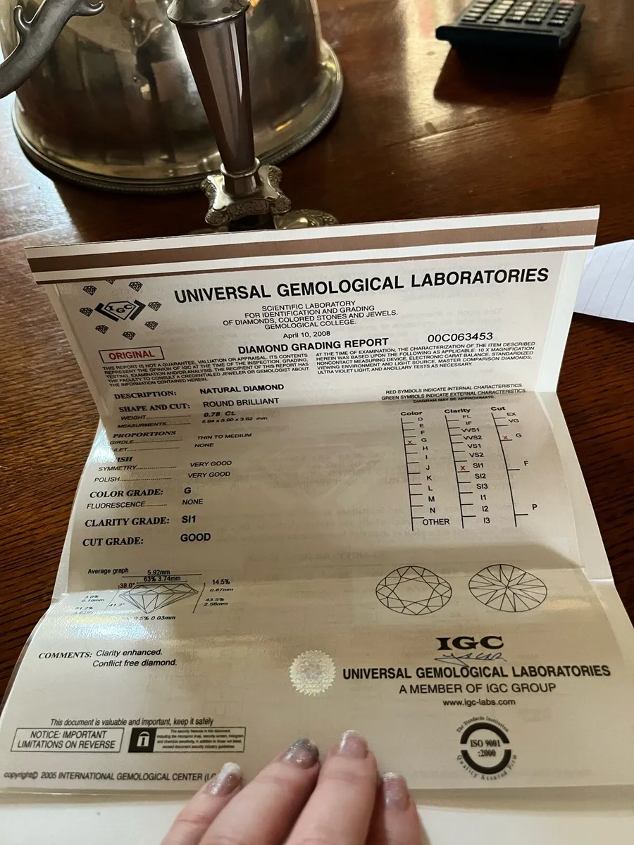 18 CT White Gold Engagement Ring - Image 3